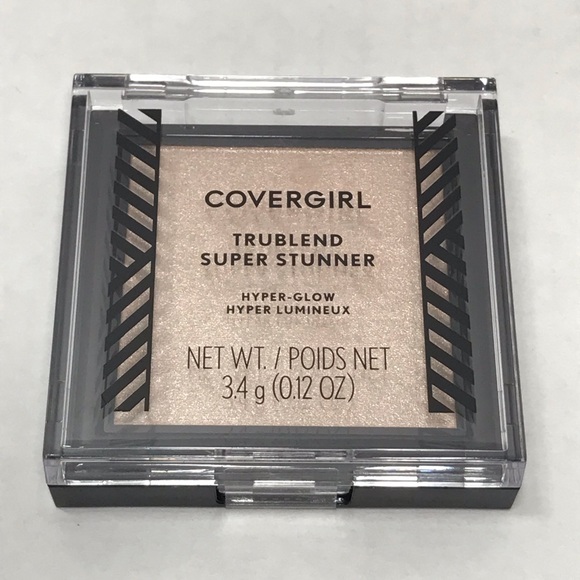 COVERGIRL Other - 🌸$4🌸 Covergirl Pearl Crush super stunner HL